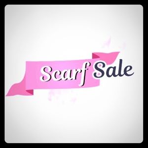 Sale!! Scarves 🧣